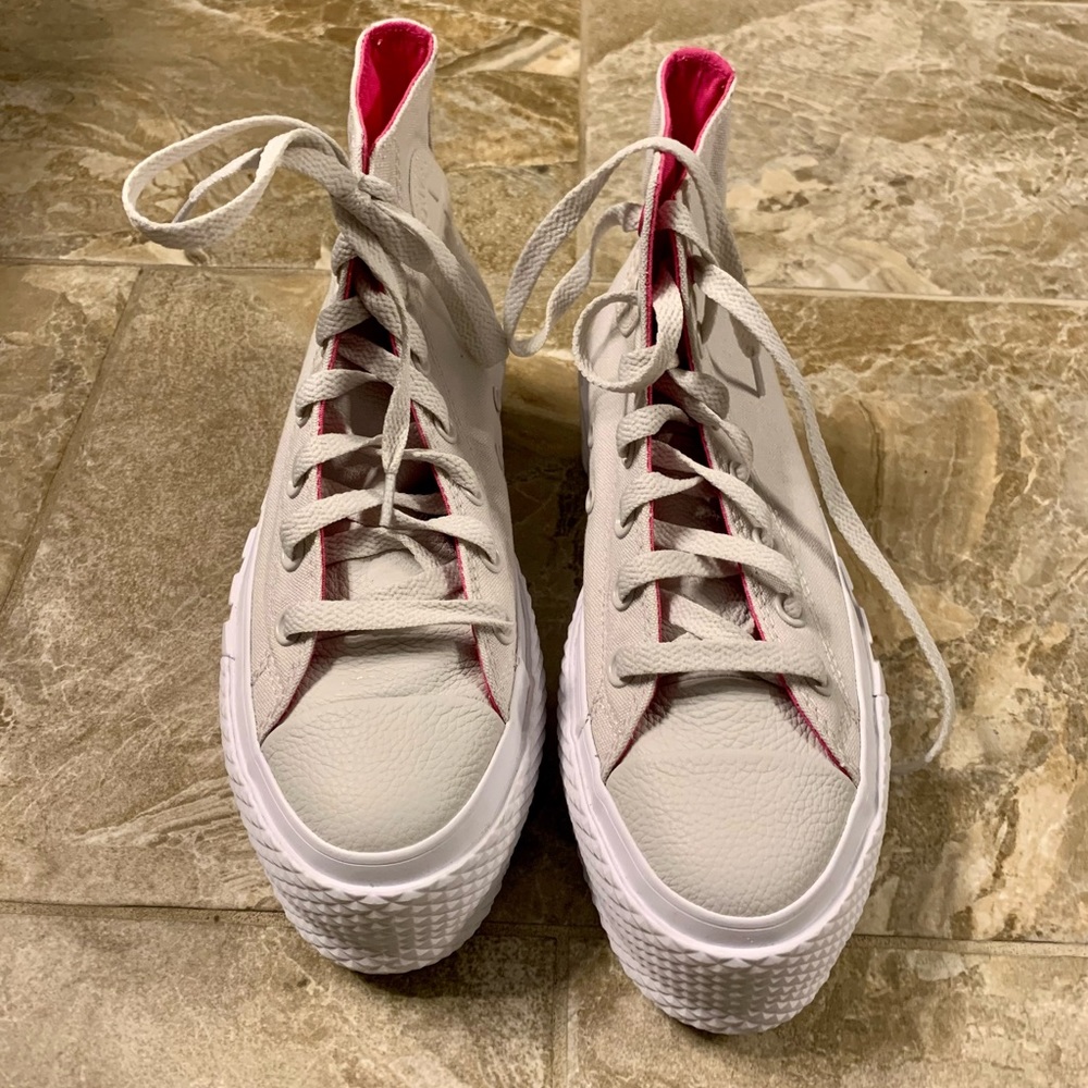 Converse platform high tops in tan and pink size 6.5 (fits like a 7)